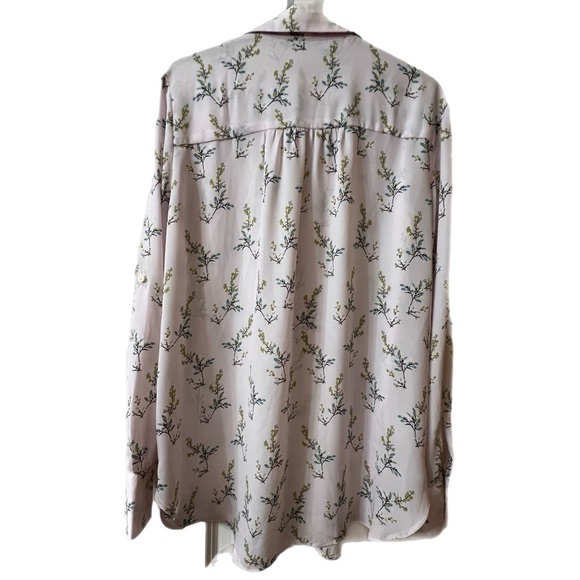 LOFT Petite Button Front Delicate Floral Roll Tab Long Sleeve Blouse Sz XSP - Picture 4 of 10